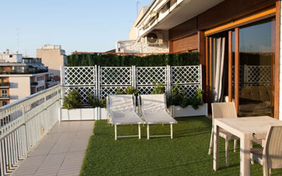 Artificial Turf in Dallas: 7 Benefits for Urban Terraces and Balconies