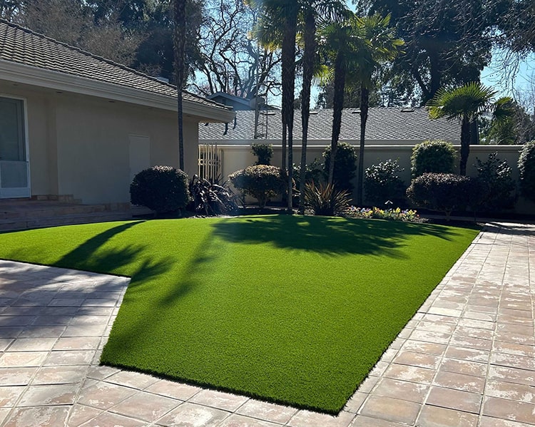 Artificial Grass Reduces Lawn Maintenance
