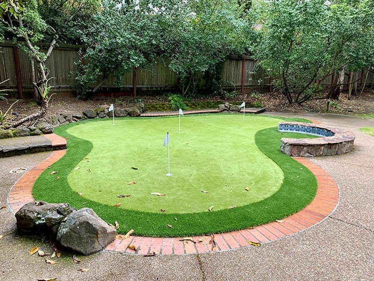 6 Maintenance Tips for Keeping Your Artificial Putting Green in Great Shape