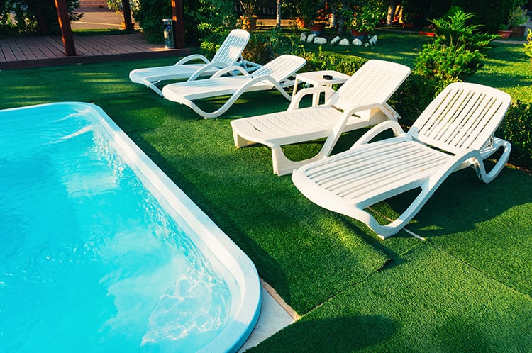 artificial grass around pool area